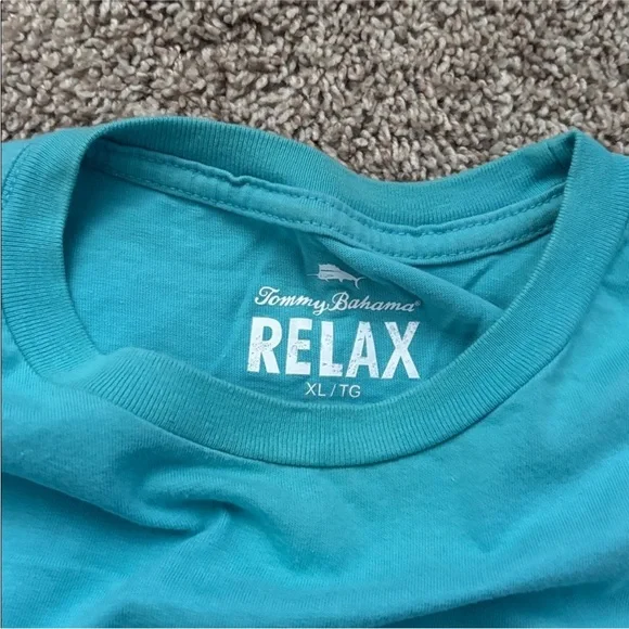 Tommy Bahama shirt bundle - Picture 13 of 16